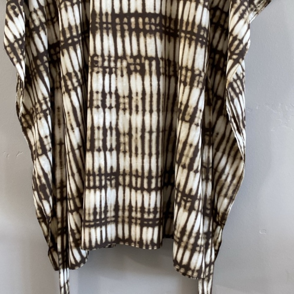 Two Michael Michael Kors Patterned Tops - image 8